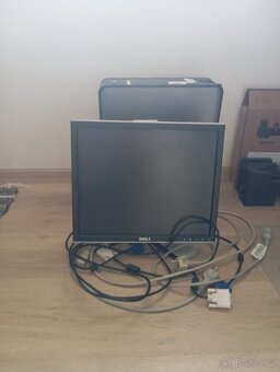 Počítač Dell - 2