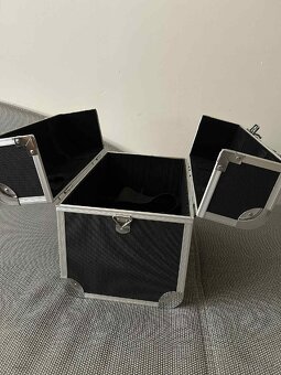 Kadeřnický kufřík - 2