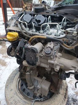 Renault trafic motor 2.0dci M9R vivaro - 2