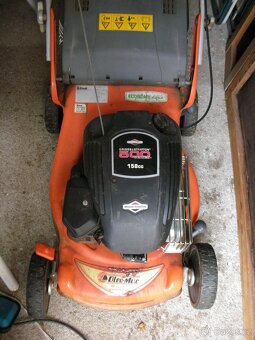 benzinová sekačka - 2