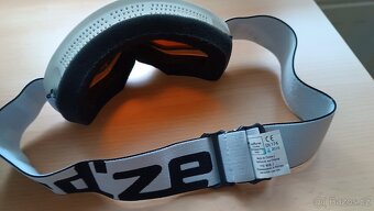 Lyžařská helma - 2