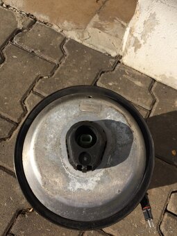 Mercedes E W213 zadní  měch - 2