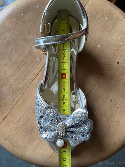 střevíčky pro princezny - vel. 33 - 2