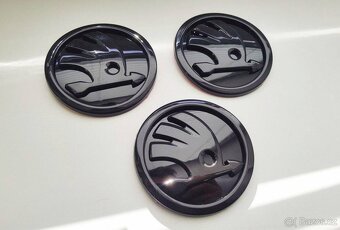 Skoda cerny znak cerne loga emblemy - 2