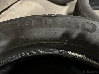 Zimní pneu 205/60/16 Kumho - 2