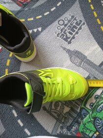 Tenisové boty ve.38 - 2