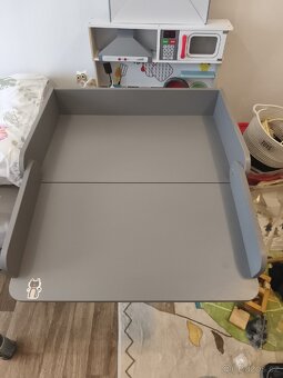 Přebalovací pult - 2