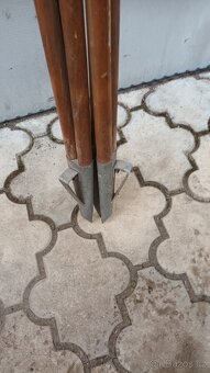 Starý stojan, stativ - 2