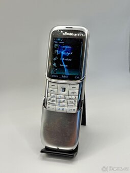 Mobilní telefon Nokia 8830e 2GB - 2