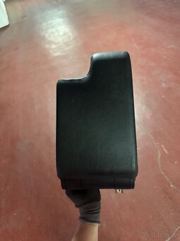 E46 loketní opěrka - 2