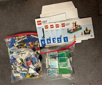 LEGO 60372 - 2