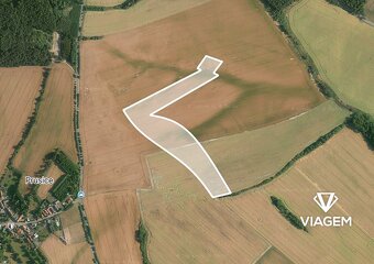 Pole 9 049 m², Podíl 33 % o výměře 2 986 m² - 2