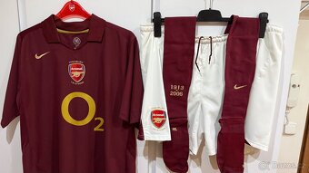 Dres Arsenal komplet 2005/2006 - 2
