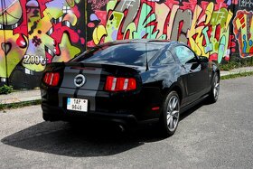 Ford Mustang GT  5.0 - 2