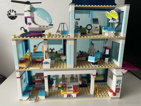 Lego Friends 41318 Nemocnice v Heartlake - 2