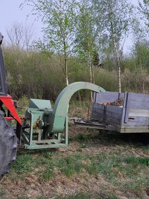 Špalíkovač za traktor - 2
