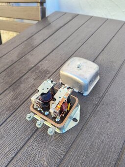 Jawa regulátor dobijeni - 2