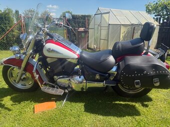 Suzuki Intruder VL 1500 - 2