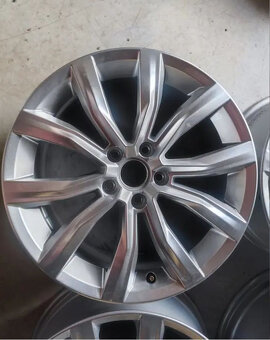 Alu disky VW T-Roc 5x112 R18 demont - 2