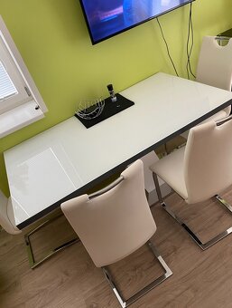 Kuchyňský stůl - 2