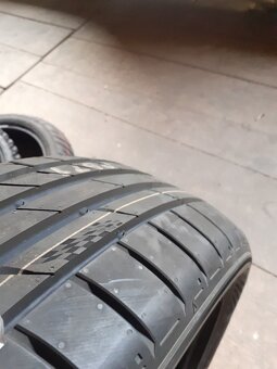 Kumho 215/50/18 92W - 2