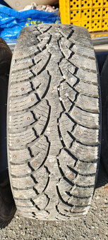 4x pneu 225/65/16C zimní s hřeby Bridgestone - 2