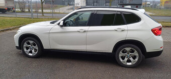 BMW X1 xDrive 18d Sport Line, automat, Top stav - 2