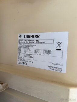 Prodám velkou prosklenou lednici - 2
