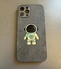 iPhone 12 Pro různé kryty - 2