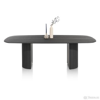 Designový jídelní stůl Pavie – dub, 240 cm, černý - 2