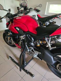 Centrální Stojan Constands pro Ducati Streetfighter V4S - 2
