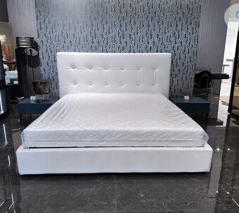 Postel Calligaris Swami - 2