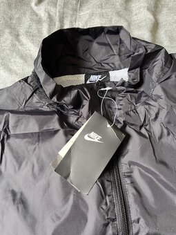 Černá bunda Nike Performance ICON - 2