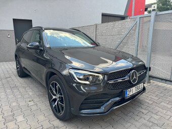 Mercedes Benz 400D - 2