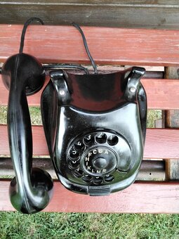 Bakelitovy telefon T 58 - 2