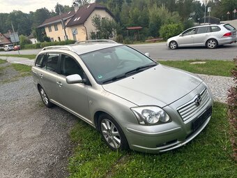 Toyota Avensis Combi 2,0 D-4D 85 KW r.v. 2003 dovoz - 2