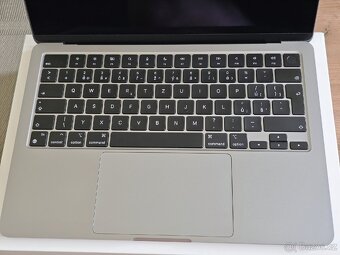 MacBook Air M2 13" - 2