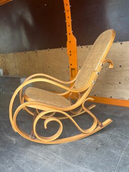 Houpací křeslo - 2