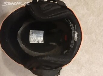 Lyžařská juniorská helma - 2