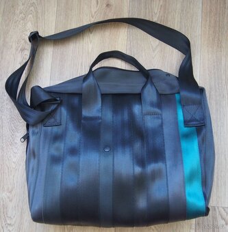 taška, kabelka, brašna Navzdory originál nová - 2