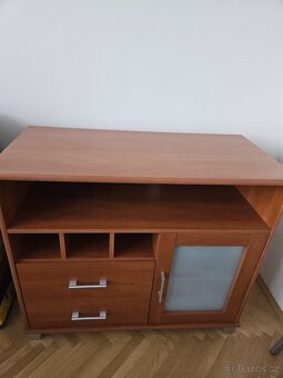 Komoda - 2