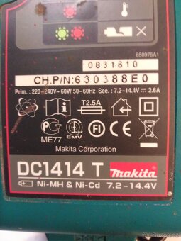 Nabíječka Makita - 2