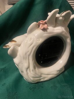 Porcelánové zlacené hodiny. - 2