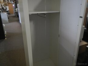 Předsíňová skříň M107 - 2