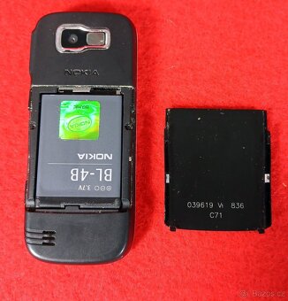 mobilni telefon Nokia 2630, black, rok 2009, sluchatka, nabi - 2