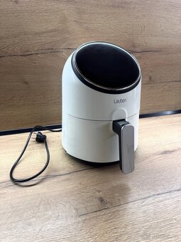 Horkovzdušná fritéza Lauben - 2