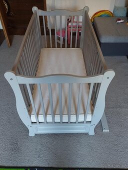 Dětská postýlka s matrací a nebesy - 2