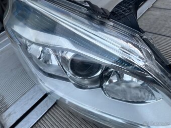 Přední světla Ford transit custom - 2