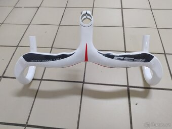 Karbonová řídítka FSA - 2