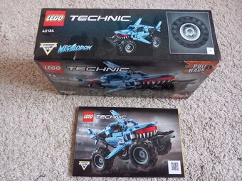 LEGO 42134 - Megalodon - 2